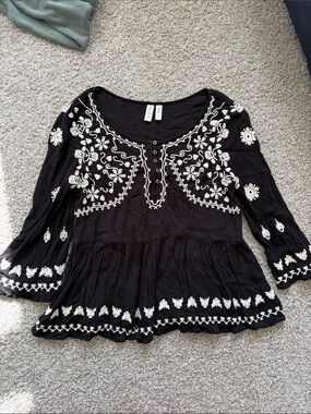 Anthropologie Black Tunic with White Embroidered Floral Detail